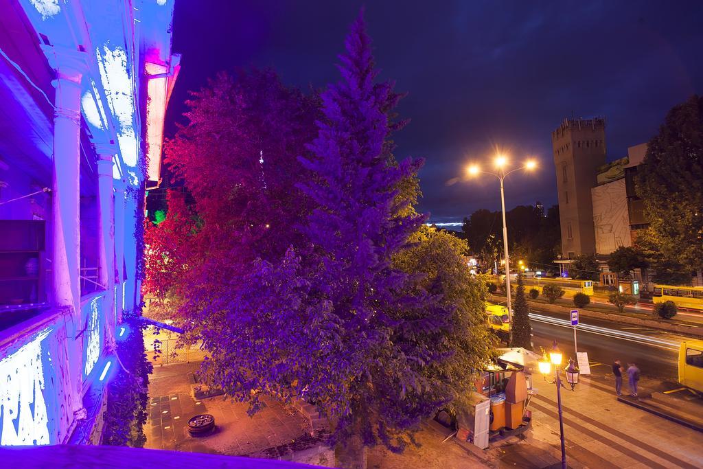 Apartment In Old Tbilisi Orbeliani Square Luaran gambar